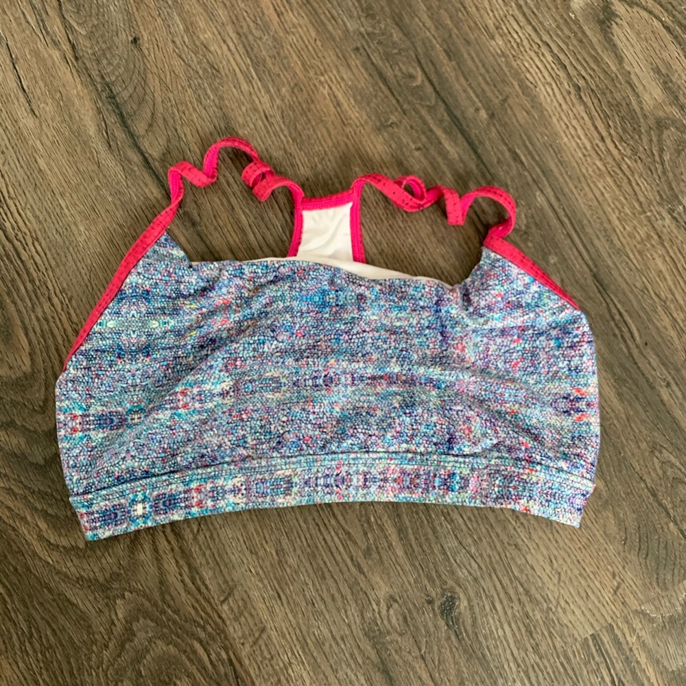 Sports bra